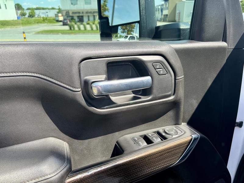 chevrolet Silverado 1500 2021 - 17