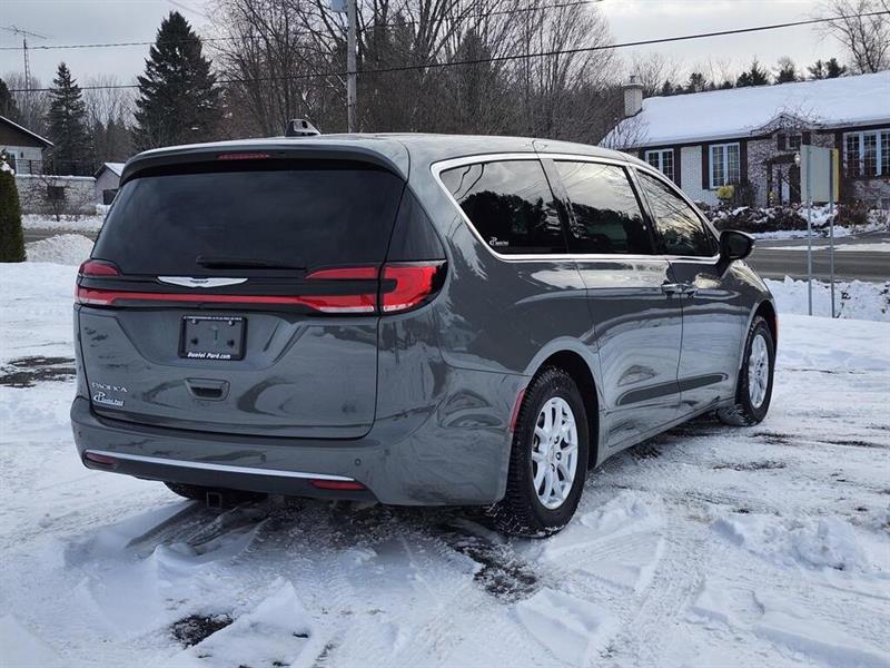 chrysler Pacifica 2023 - 9