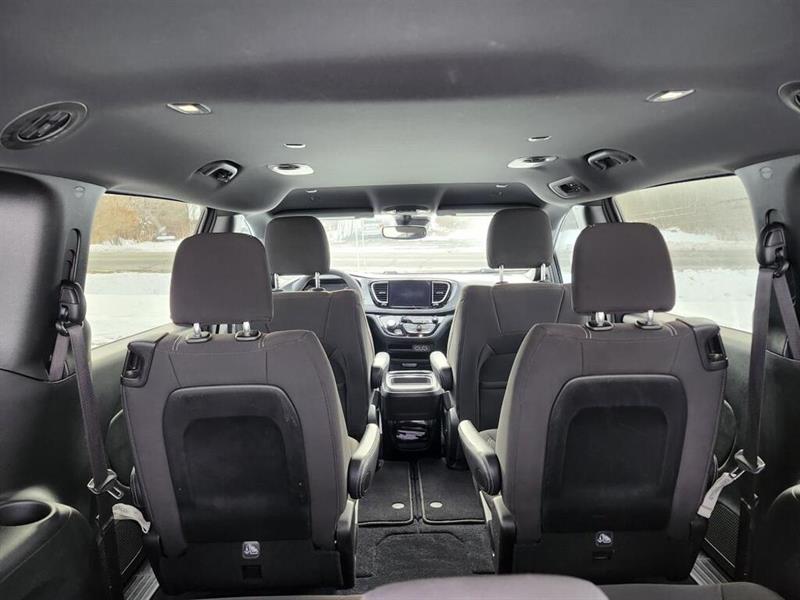 chrysler Pacifica 2023 - 18