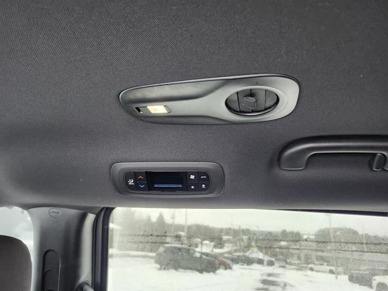 chrysler Pacifica 2023 - 22