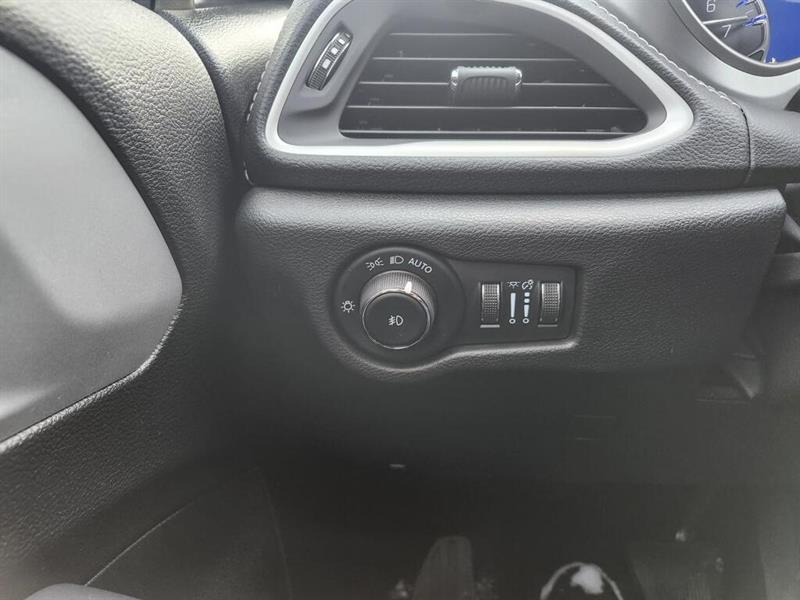 chrysler Pacifica 2023 - 28