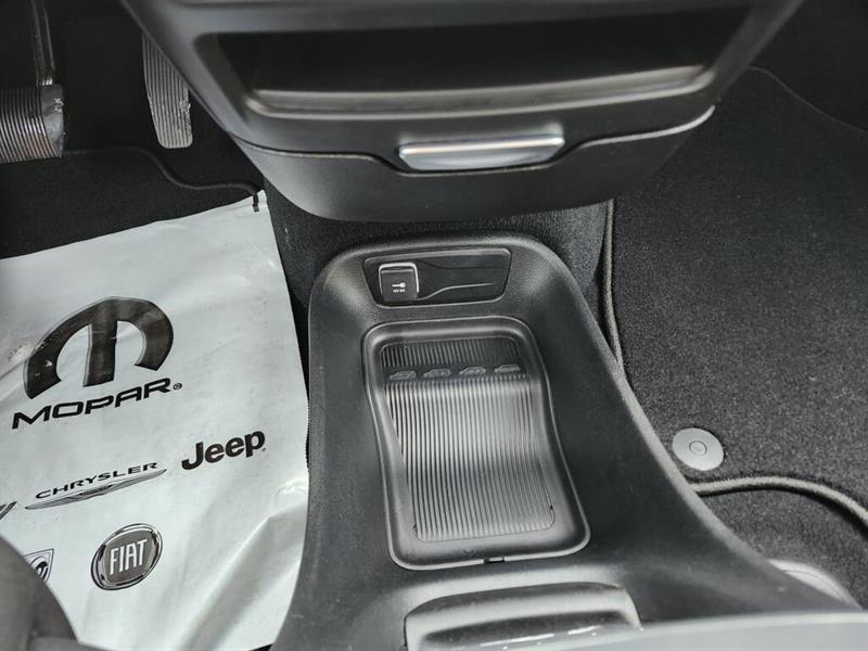 chrysler Pacifica 2023 - 33