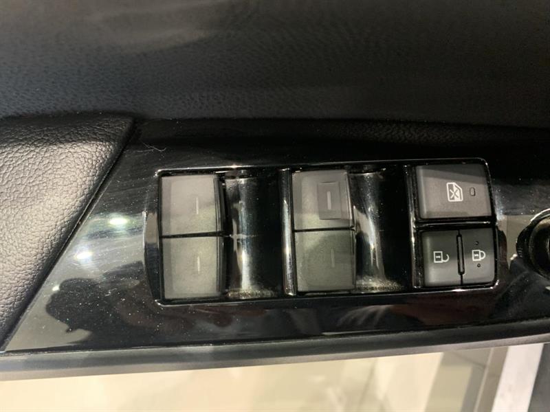 toyota Prius 2019 - 6