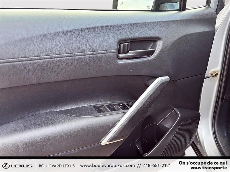 toyota Corolla Cross 2023 - 11