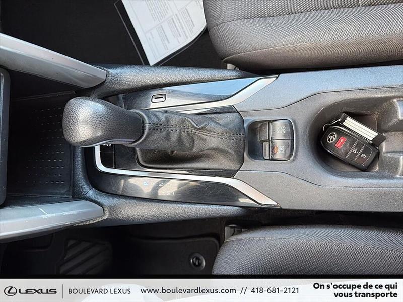 toyota Corolla Cross 2023 - 26