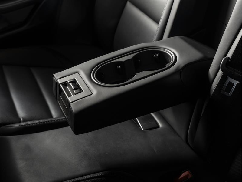 porsche Taycan 2021 - 22