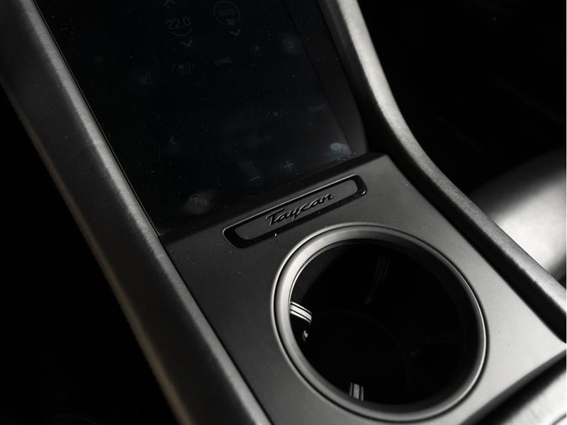 porsche Taycan 2021 - 26
