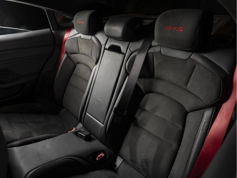 porsche Taycan 2023 - 6