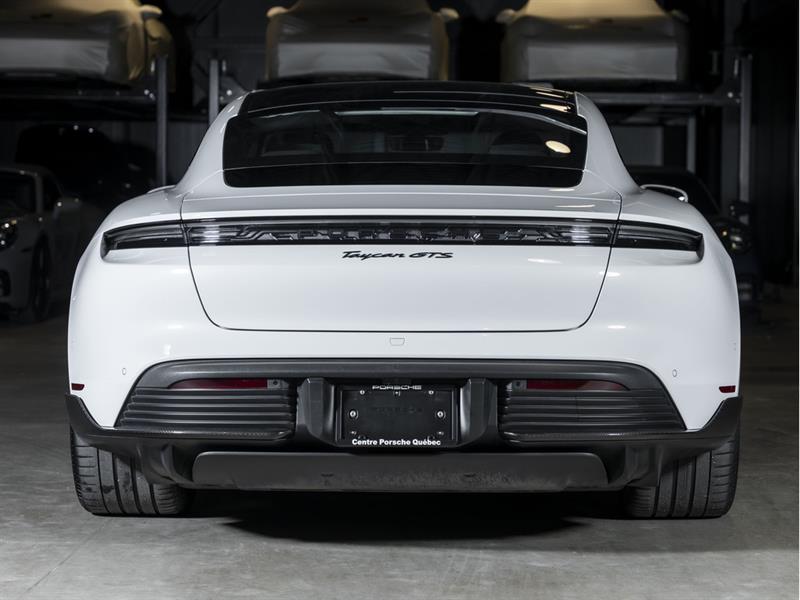 porsche Taycan 2023 - 9