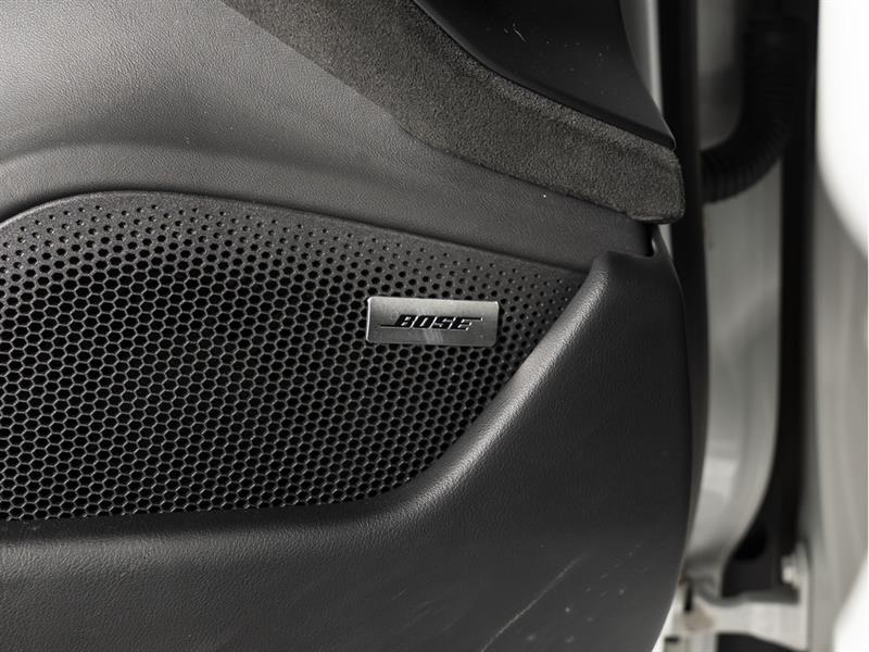 porsche Taycan 2023 - 26