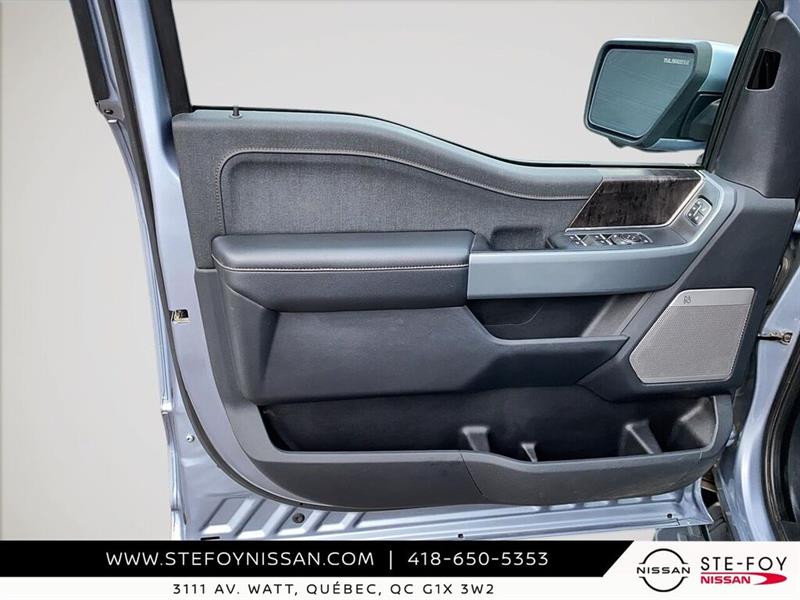 ford F-150 Lightning 2022 - 11