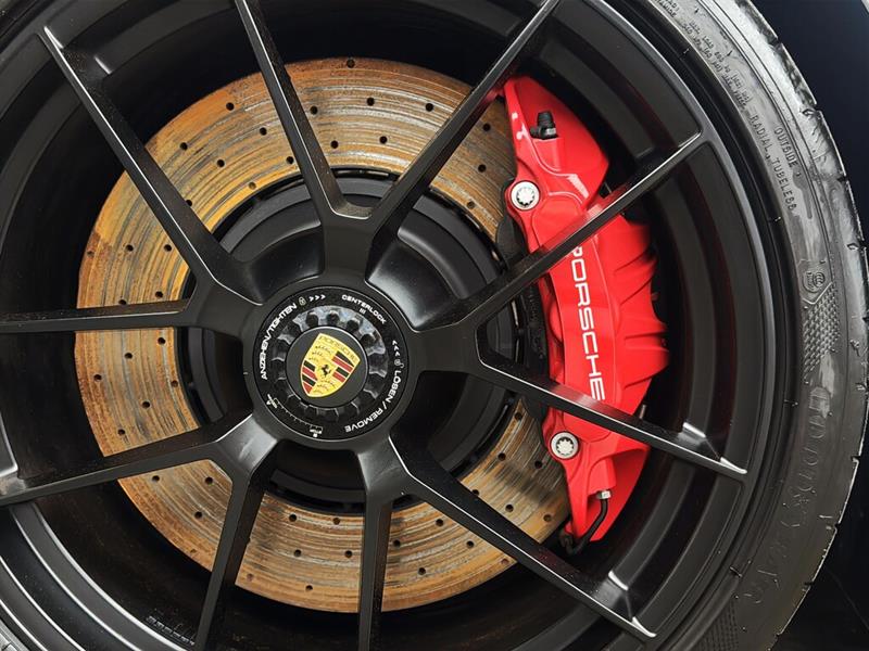 porsche 911 2025 - 13