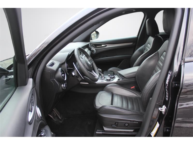 alfa romeo Stelvio 2018 - 10