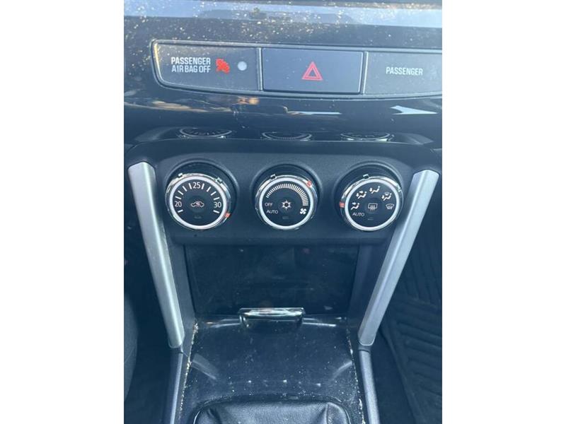 mitsubishi Lancer 2017 - 11