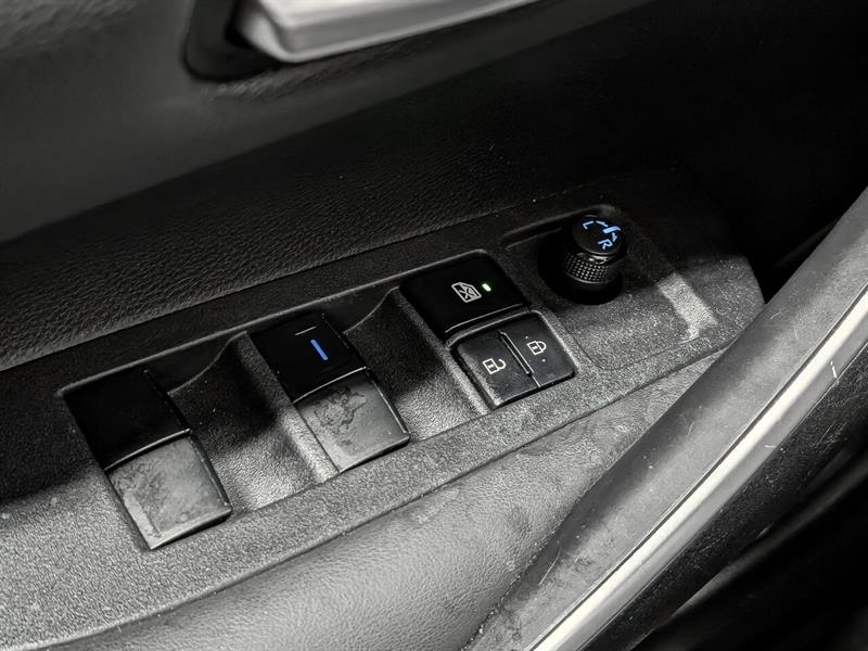 toyota Corolla 2023 - 16