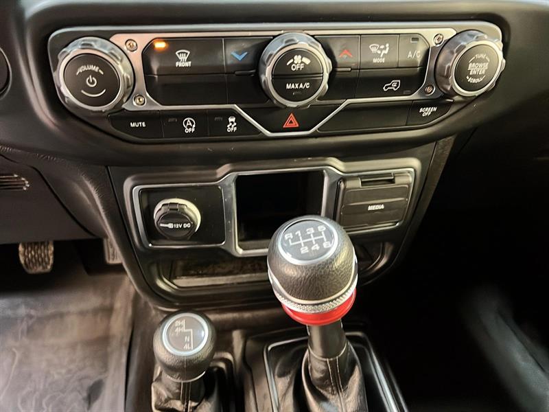 jeep Wrangler 2023 - 13