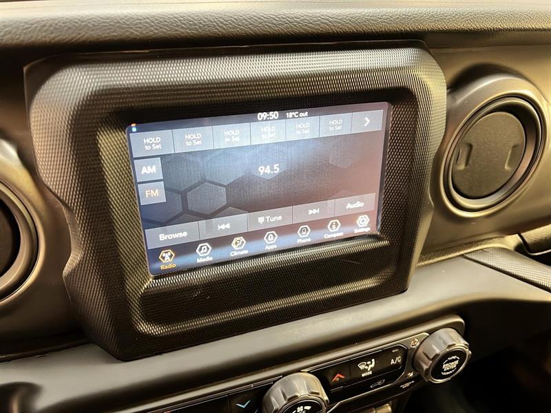 jeep Wrangler 2023 - 14