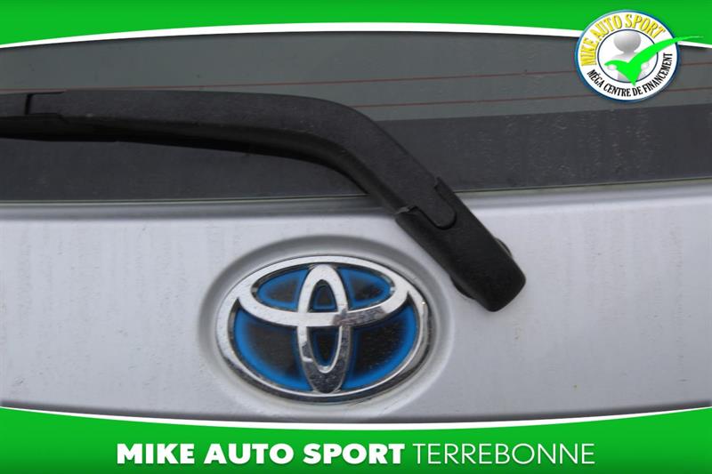 toyota Prius c 2016 - 6