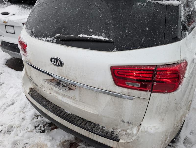 kia Sedona 2021 - 15