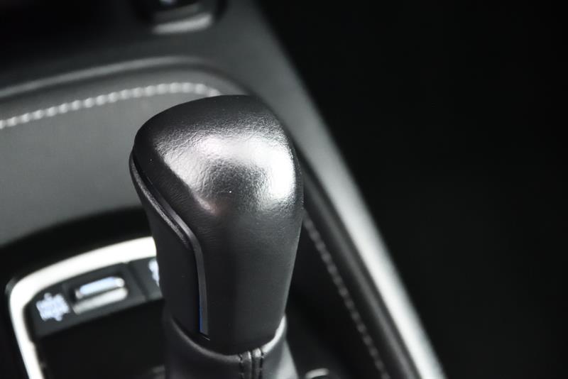 toyota Corolla Hatchback 2025 - 25