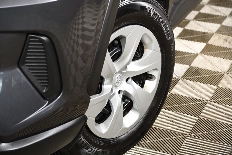 toyota RAV4 2022 - 9