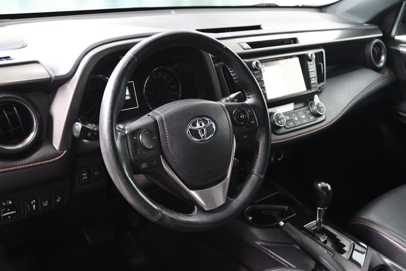 toyota RAV4 2017 - 11