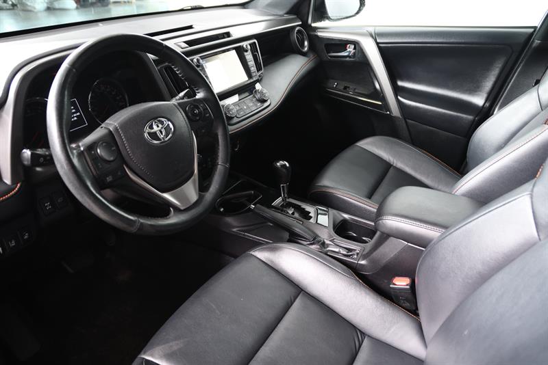 toyota RAV4 2017 - 12