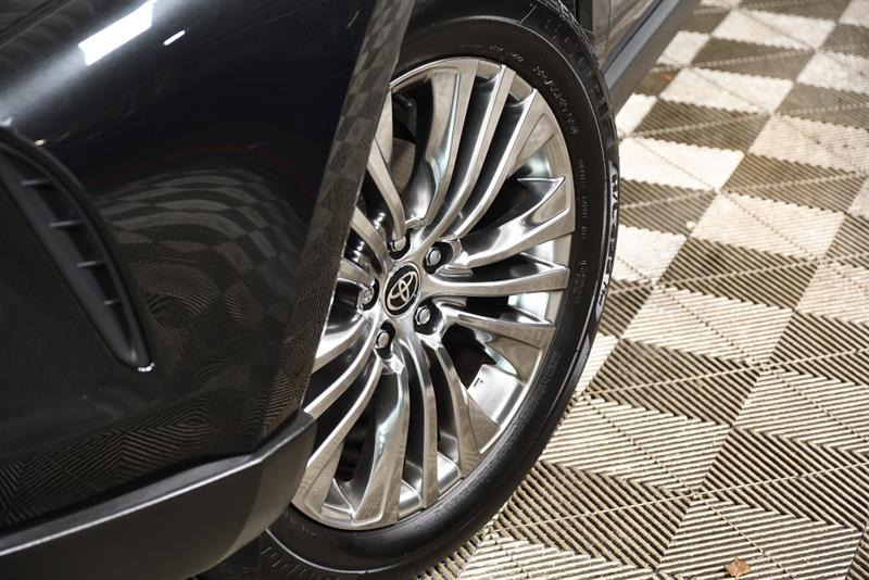 toyota Venza Hybrid 2023 - 9