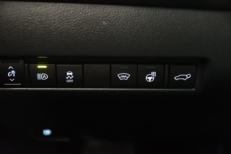 toyota Venza Hybrid 2023 - 29