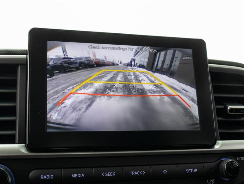 hyundai Venue 2021 - 17