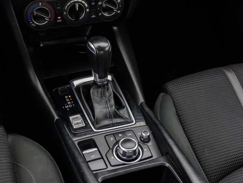 mazda Mazda3 2018 - 21