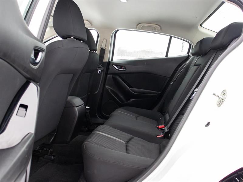 mazda Mazda3 2018 - 22