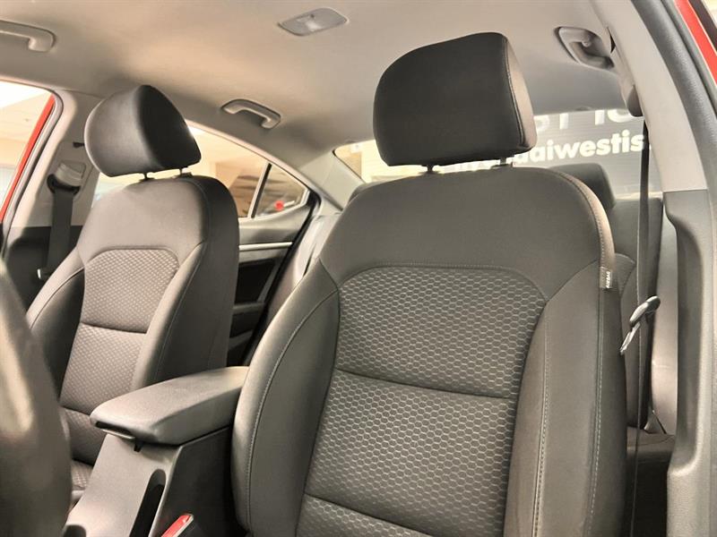 hyundai Elantra 2019 - 16