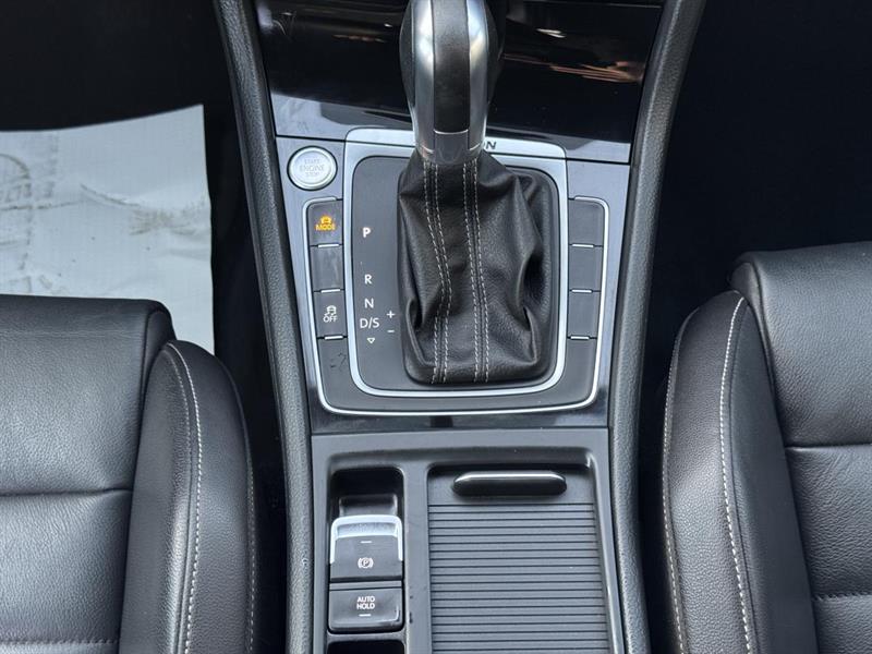 volkswagen Golf R 2017 - 30