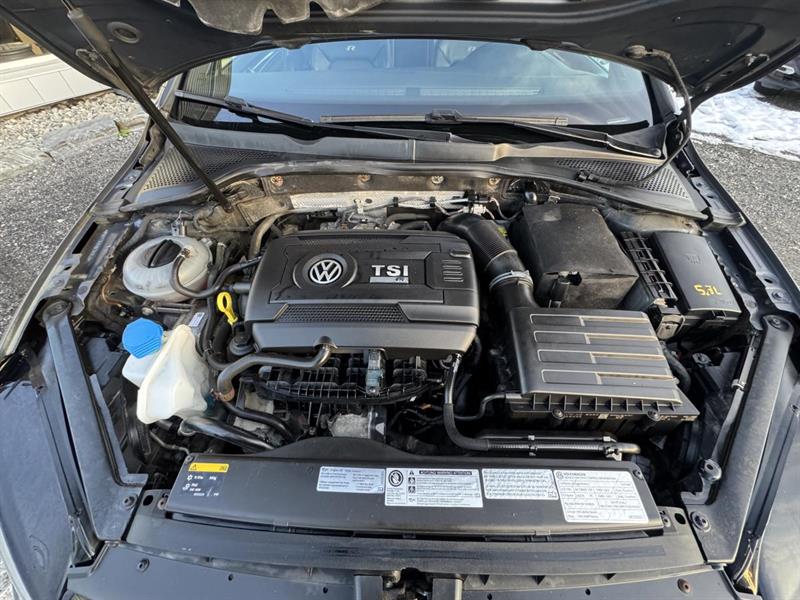 volkswagen Golf R 2017 - 33