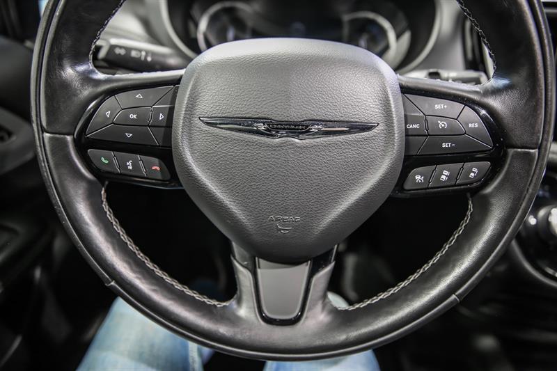 chrysler Pacifica Hybrid 2022 - 15