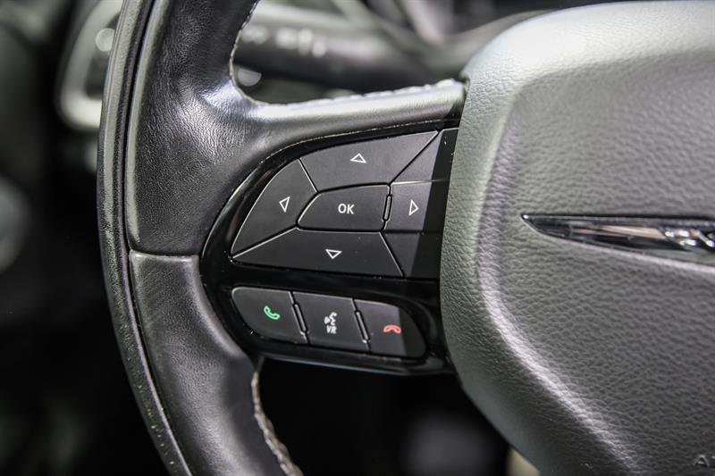 chrysler Pacifica Hybrid 2022 - 16