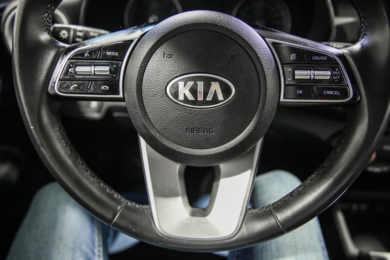 kia Forte 2021 - 13