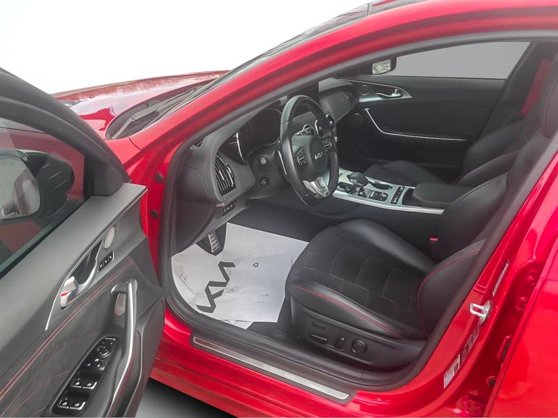 kia Stinger 2023 - 11