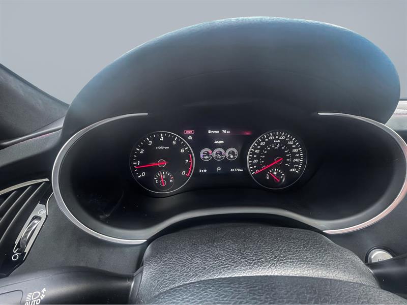 kia Stinger 2023 - 13