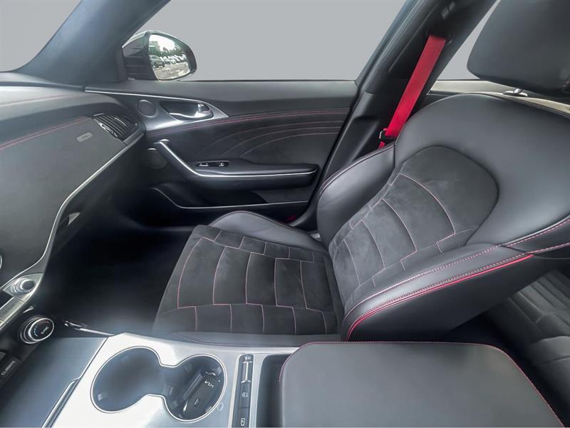 kia Stinger 2023 - 14