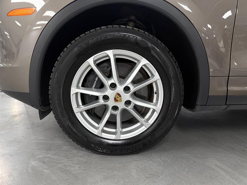 porsche Cayenne 2016 - 9