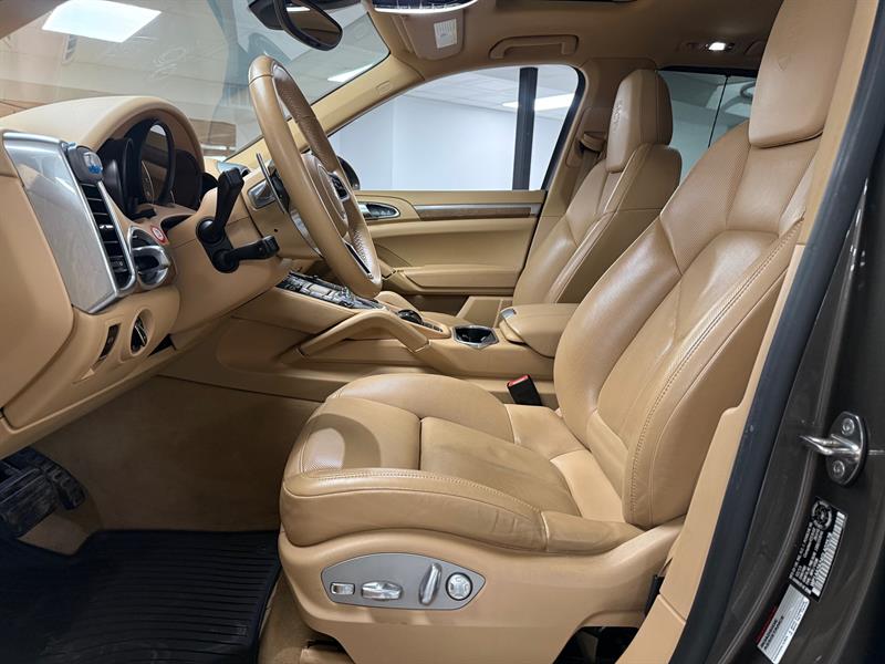 porsche Cayenne 2016 - 10