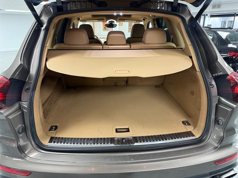 porsche Cayenne 2016 - 14