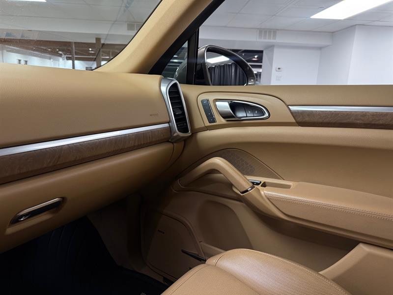 porsche Cayenne 2016 - 19