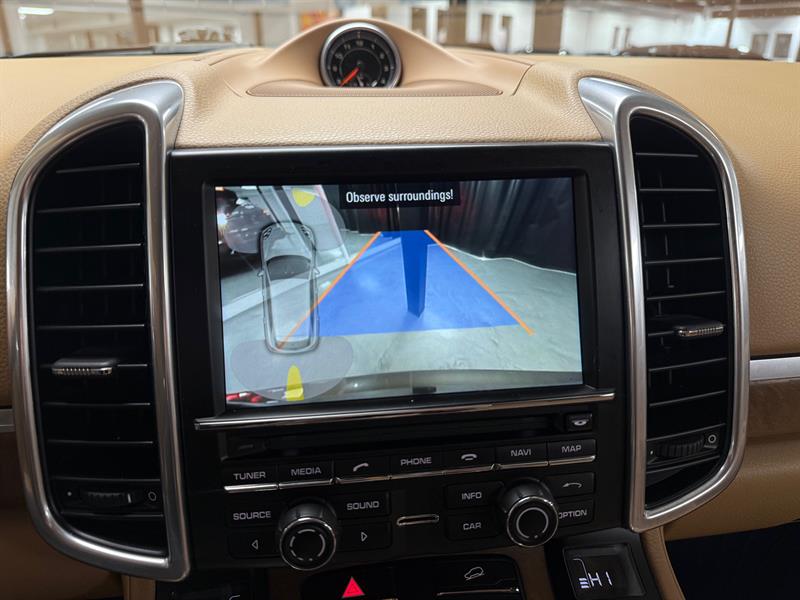 porsche Cayenne 2016 - 21