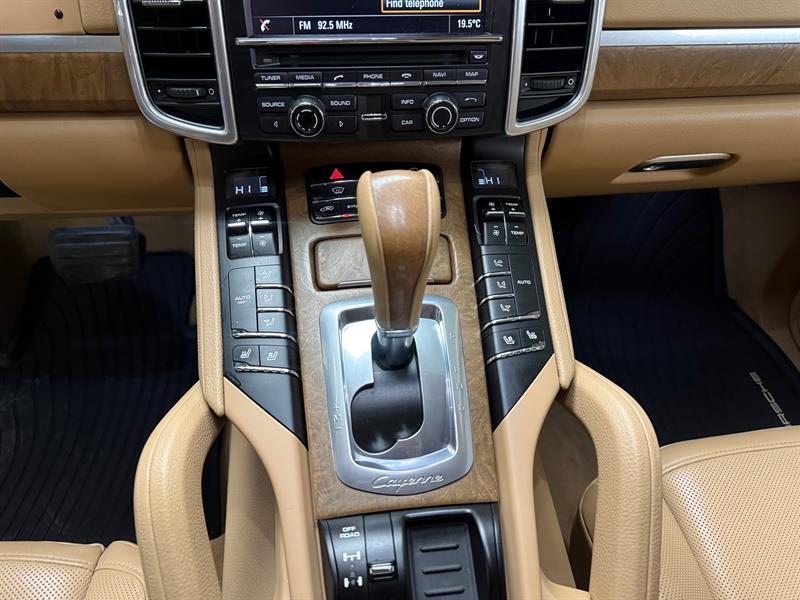 porsche Cayenne 2016 - 22