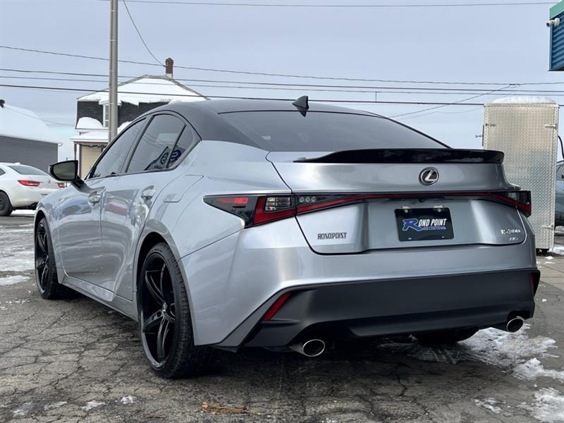 lexus IS 2024 - 11
