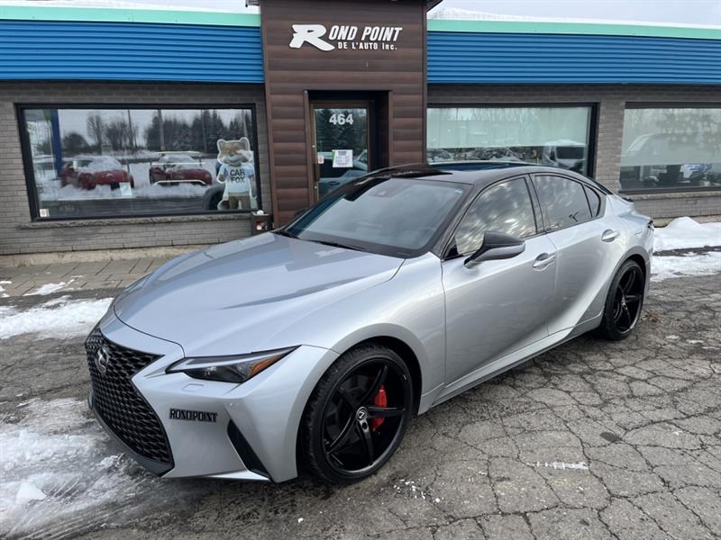 lexus IS 2024 - 38