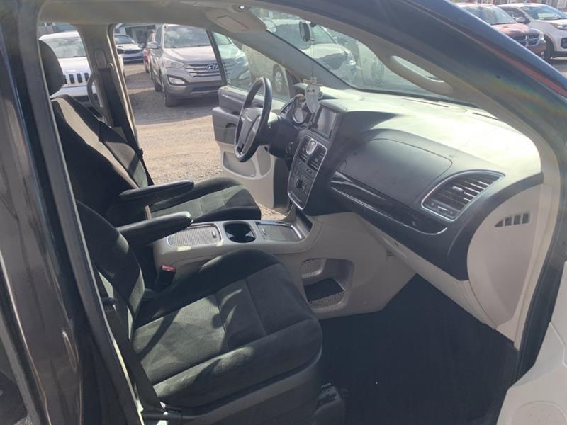 chrysler Town & Country 2015 - 8